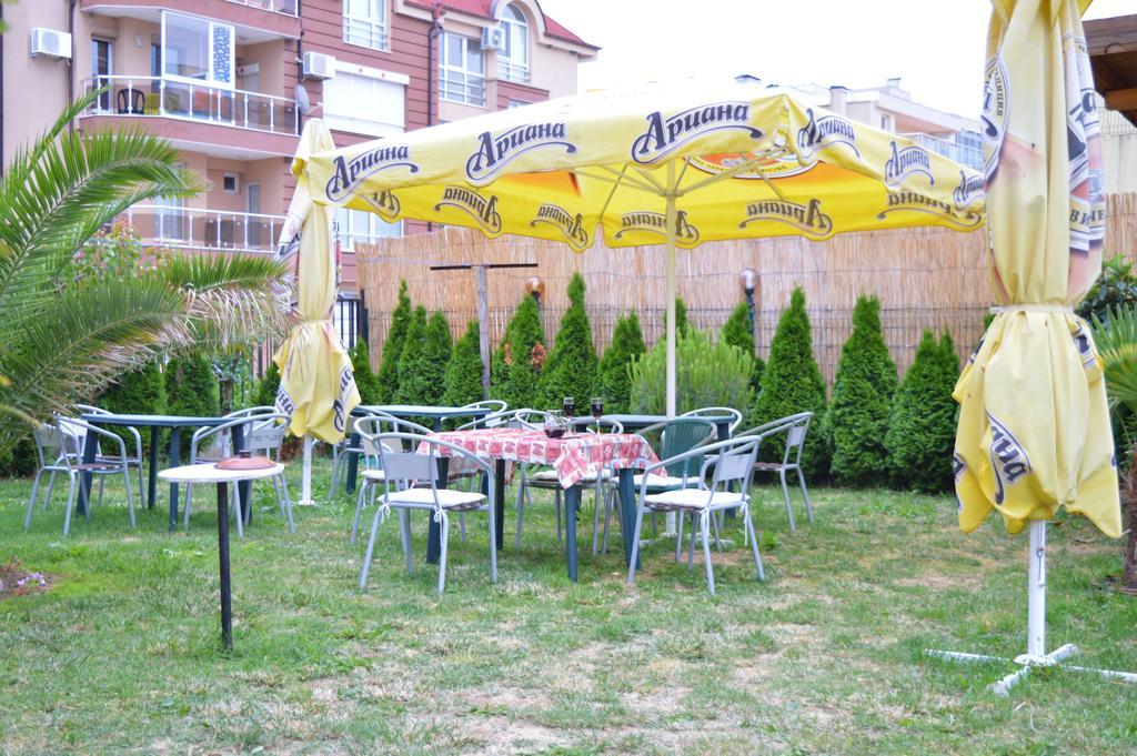 Hotel Paradise Lozenets Exterior photo